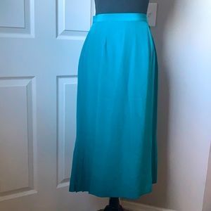 Balls Valentina Woman’s Silk Skirt. Size 6